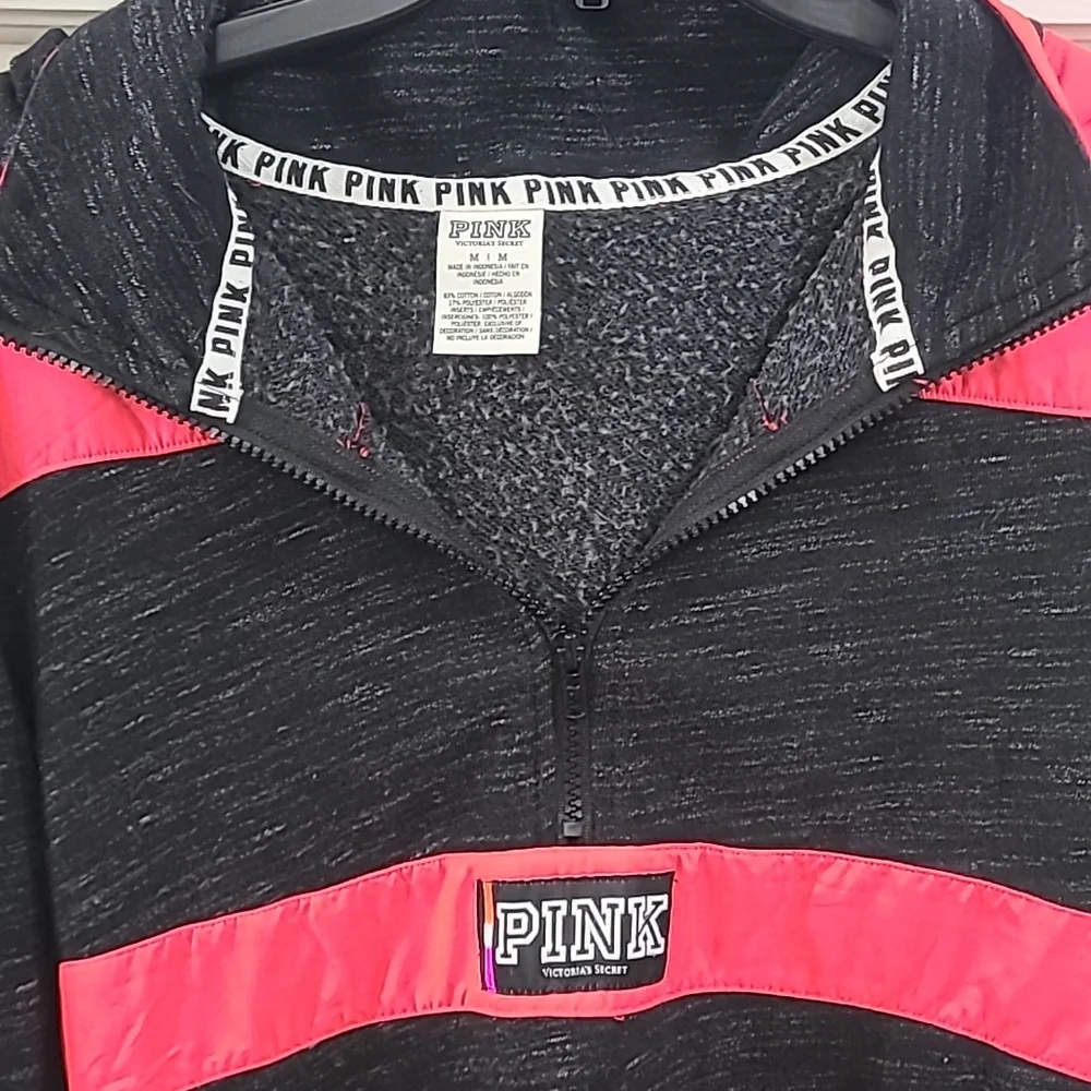 Pink pullover - Picture 1 of 5